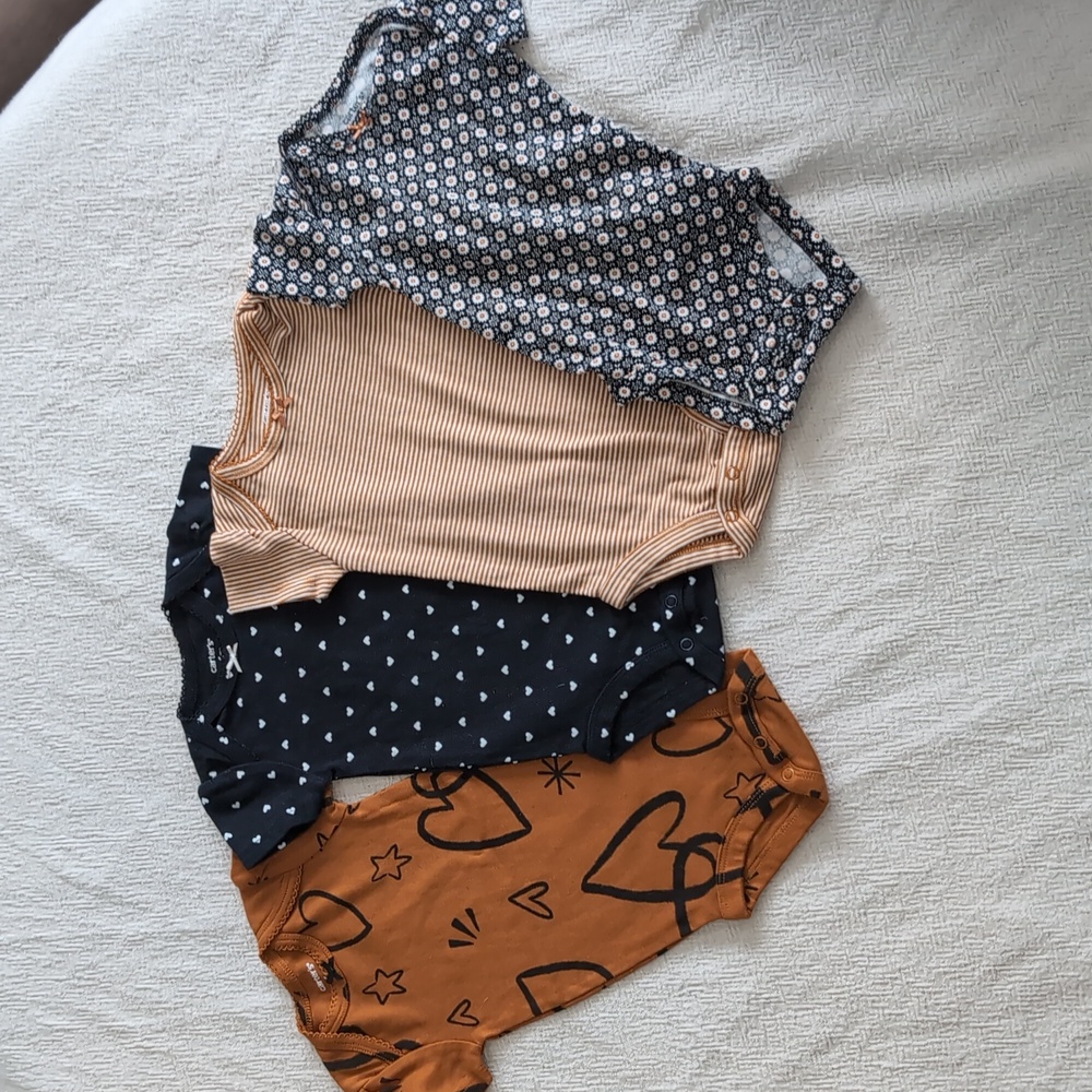 Bundle 4 Short Sleeve Onesies Girls 6 Months